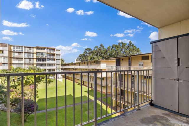 95-2048 Waikalani Place D303, Mililani, HI 96789