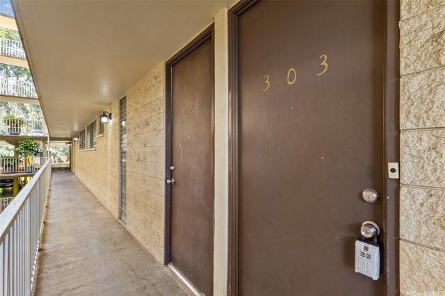 95-2048 Waikalani Place D303, Mililani, HI 96789