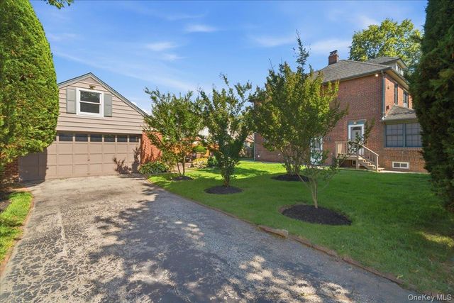 2063 Walnut Street, North Baldwin, NY 11510