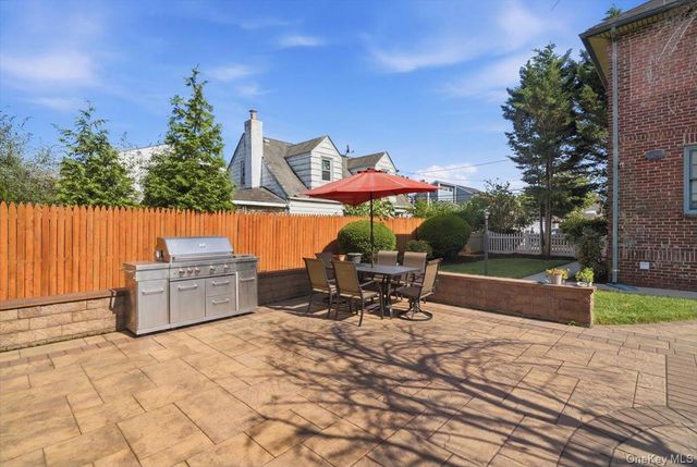 2063 Walnut Street, North Baldwin, NY 11510