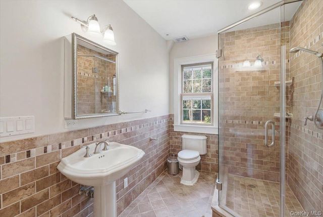 2063 Walnut Street, North Baldwin, NY 11510