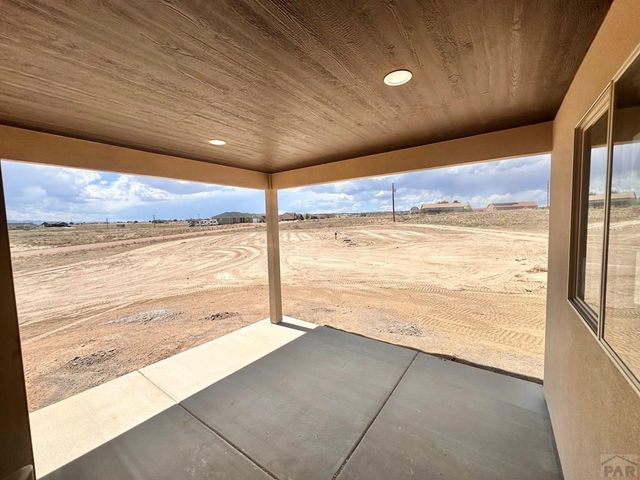 675 E Heron Dr, Pueblo West, CO 81007