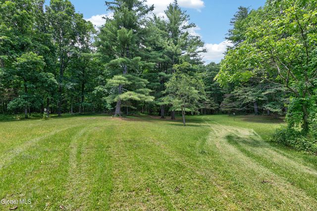 108 Palmer Road, Schodack, NY 12061