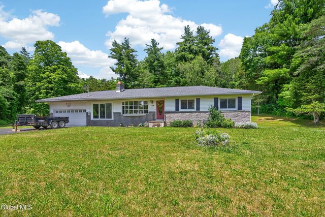 108 Palmer Road, Schodack, NY 12061