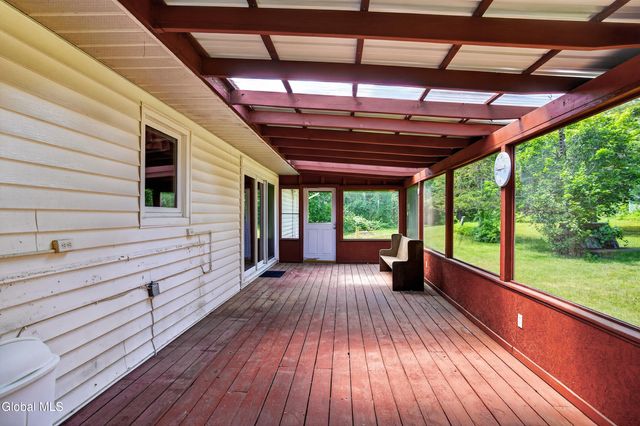 108 Palmer Road, Schodack, NY 12061