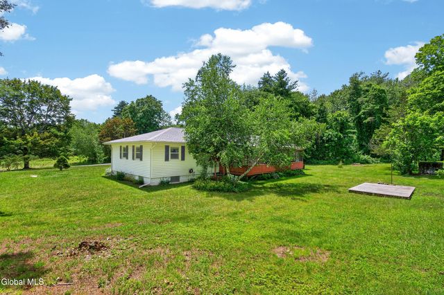 108 Palmer Road, Schodack, NY 12061