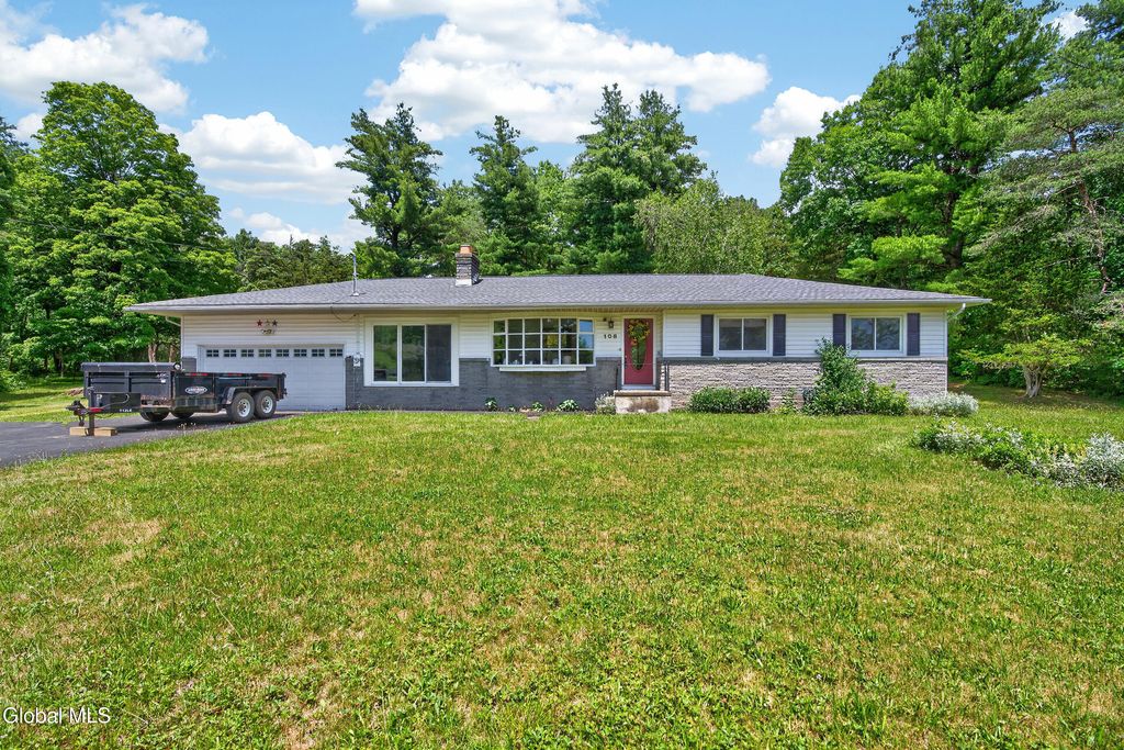 108 Palmer Road, Schodack, NY 12061