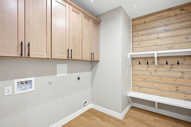 493 Lee Boulevard, Pottsboro, TX 75076