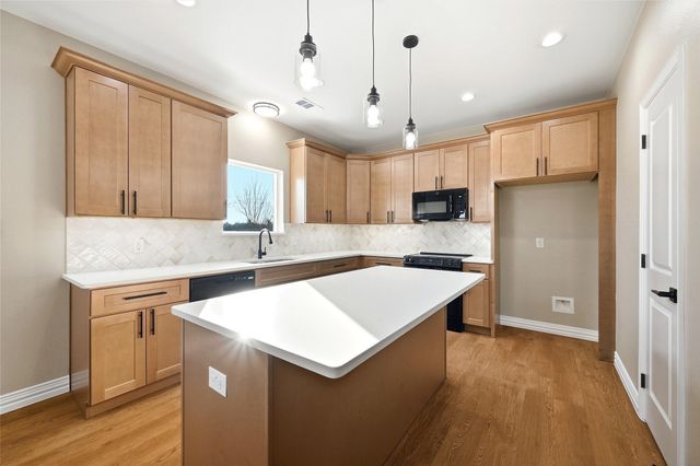 493 Lee Boulevard, Pottsboro, TX 75076