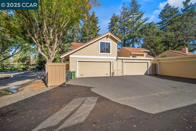 101 Candelero Pl, Walnut Creek, CA 94598