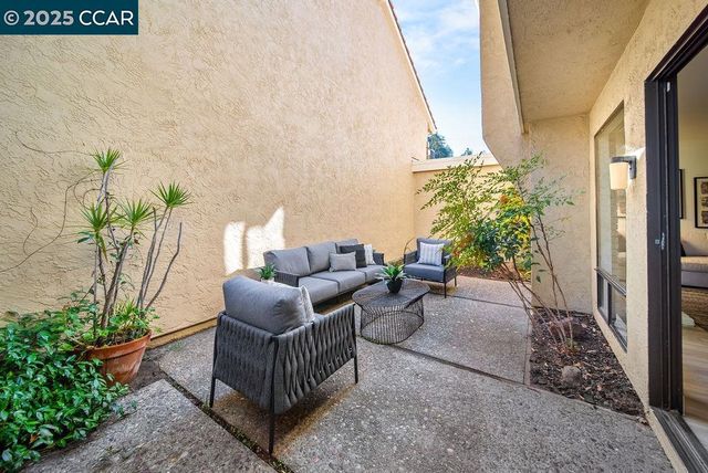 101 Candelero Pl, Walnut Creek, CA 94598