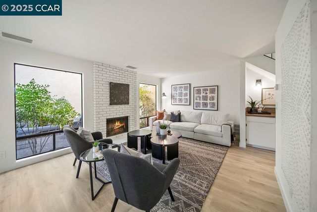 101 Candelero Pl, Walnut Creek, CA 94598