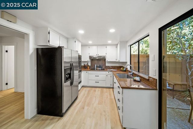 101 Candelero Pl, Walnut Creek, CA 94598