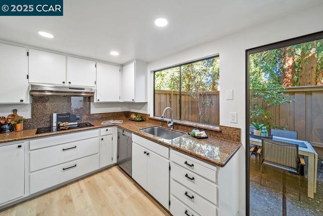 101 Candelero Pl, Walnut Creek, CA 94598