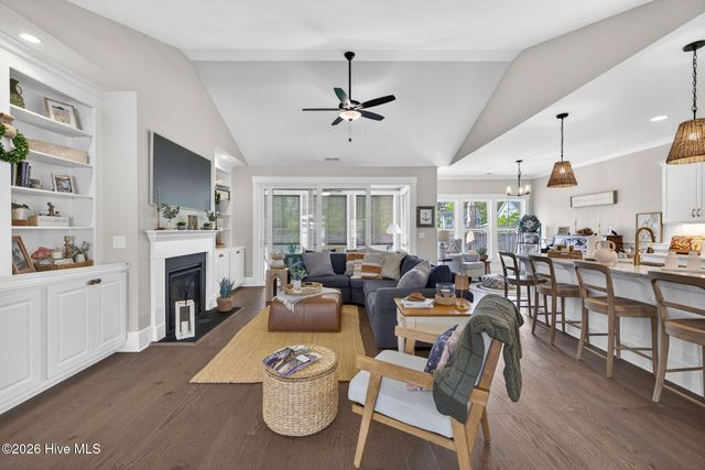 186 Jackline Drive, Hampstead, NC 28443