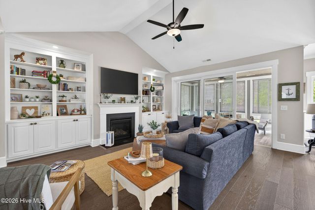 186 Jackline Drive, Hampstead, NC 28443