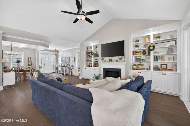 186 Jackline Drive, Hampstead, NC 28443