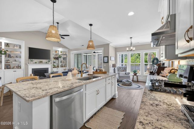 186 Jackline Drive, Hampstead, NC 28443
