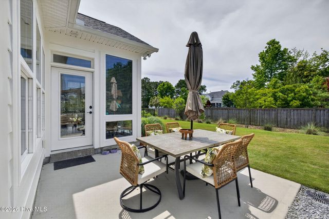 186 Jackline Drive, Hampstead, NC 28443