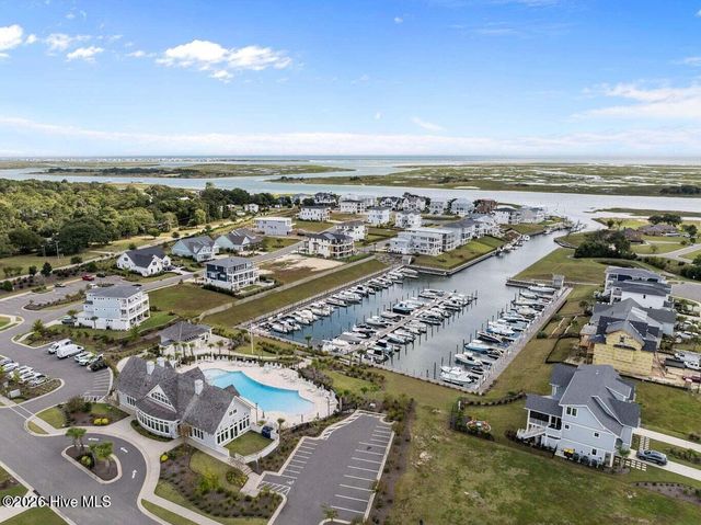 186 Jackline Drive, Hampstead, NC 28443