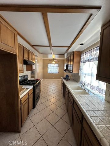 229 S Homerest, West Covina, CA 91791