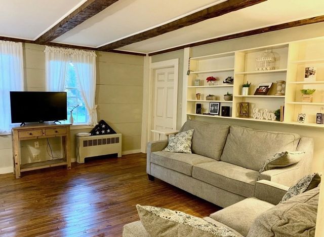 372 Canaan Street, Canaan, NH 03741