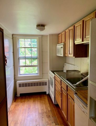 372 Canaan Street, Canaan, NH 03741