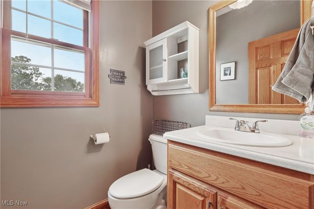 9900 Homestead Road, Wadsworth, OH 44281