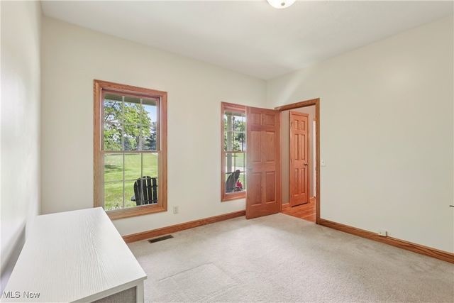 9900 Homestead Road, Wadsworth, OH 44281