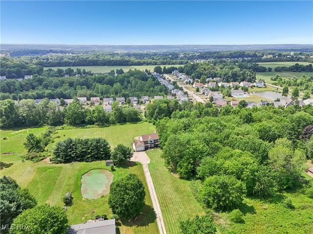 9900 Homestead Road, Wadsworth, OH 44281