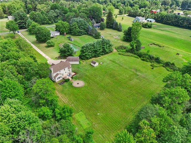 9900 Homestead Road, Wadsworth, OH 44281