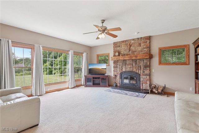 9900 Homestead Road, Wadsworth, OH 44281