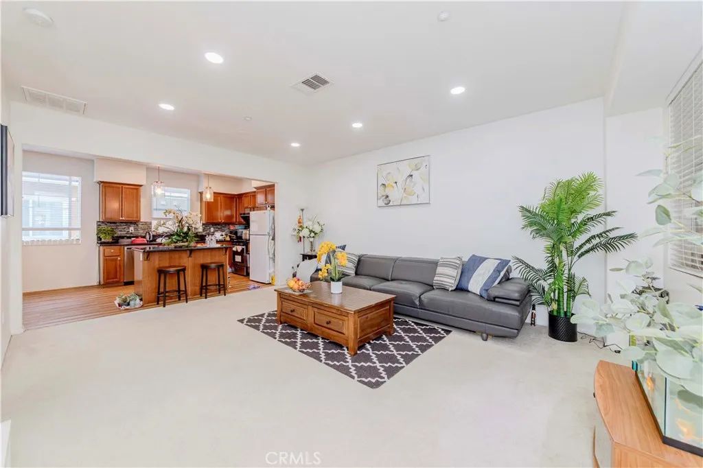 1963 Annandale, Pomona, CA 91767