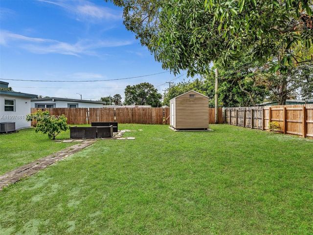 535 NW 29th Ter, Fort Lauderdale, FL 33311