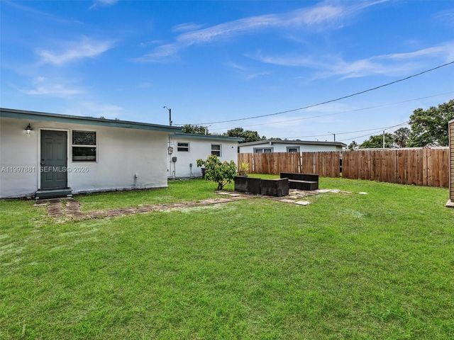 535 NW 29th Ter, Fort Lauderdale, FL 33311