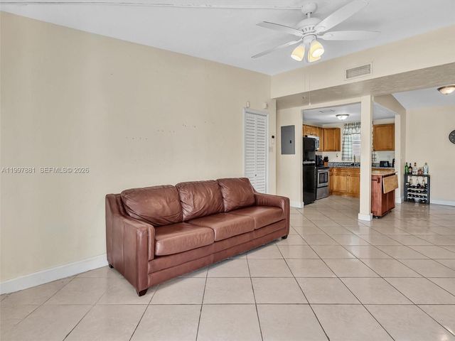 535 NW 29th Ter, Fort Lauderdale, FL 33311
