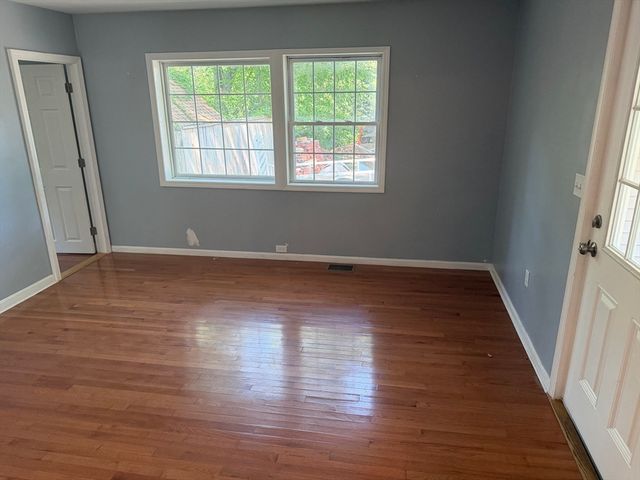 43 Walpole Ter 1, Canton, MA 02021