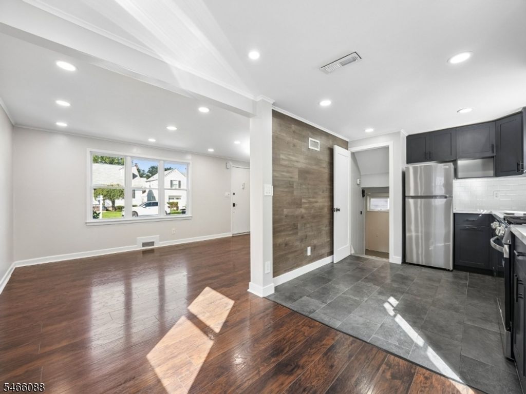 529 Richfield Ave, Kenilworth Boro, NJ 07033 — photo 5