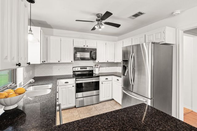 3737 Rolling Meadows Drive, Bedford, TX 76021