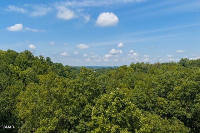 2 Franklin Lane, Sevierville, TN 37876
