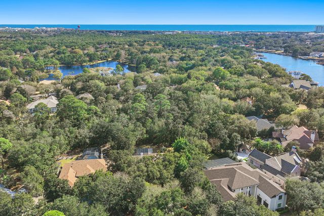 4505 Olde Plantation Place, Destin, FL 32541