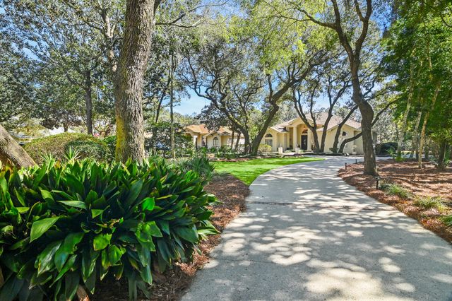 4505 Olde Plantation Place, Destin, FL 32541