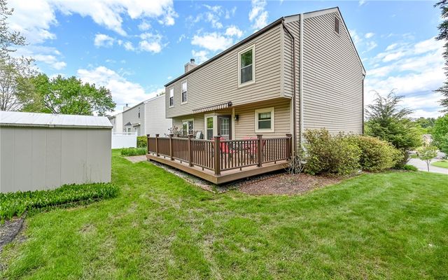 4823 Shamrogue Ct, Hampton, PA 15101