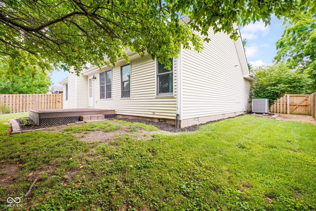 5902 Kennesaw Trail, Columbus, IN 47203