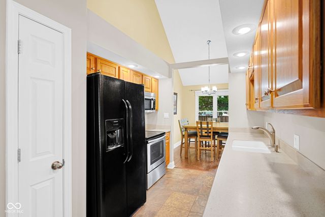 5902 Kennesaw Trail, Columbus, IN 47203