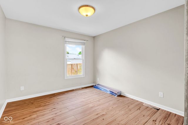 5902 Kennesaw Trail, Columbus, IN 47203