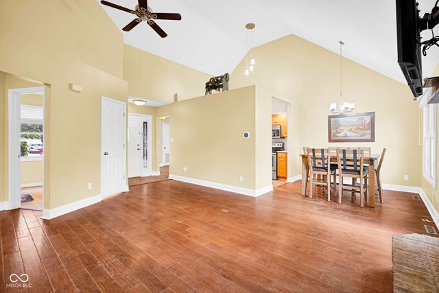 5902 Kennesaw Trail, Columbus, IN 47203