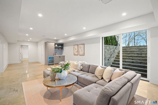 18 Woodhill Road, Westport, CT 06880