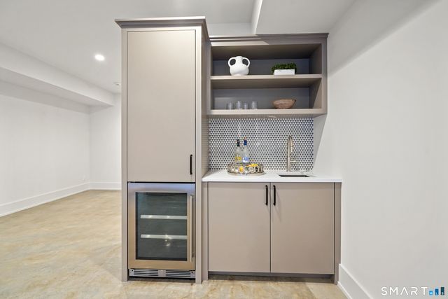 18 Woodhill Road, Westport, CT 06880