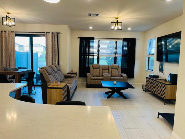 4828 Jumping Way, Lake Worth, FL 33467